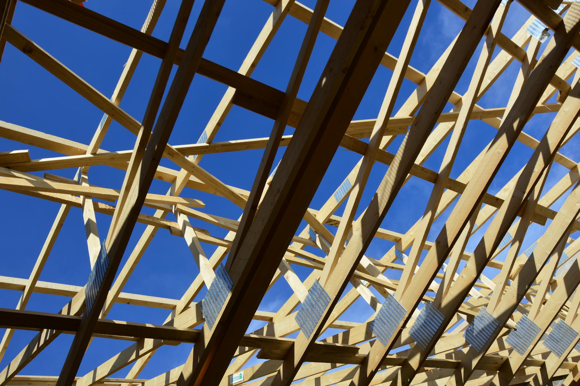 Construction Loans Explained: Land, Building Contracts, Progress Draws, and Common Pitfalls