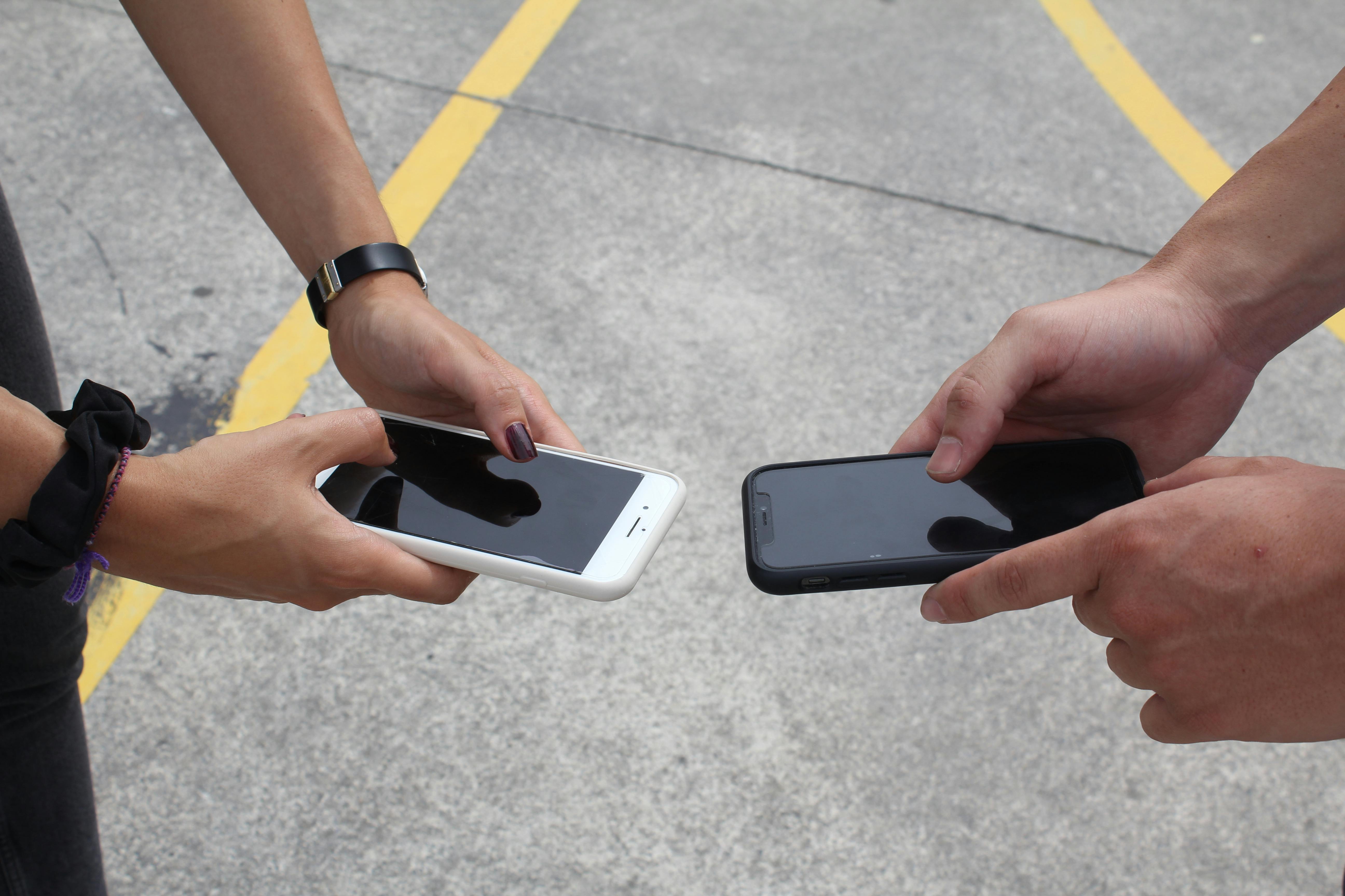 Best Mobile Plans for Newly-Arrived Migrants in Australia: Boost vs Optus vs Telstra Prepaid (2026)